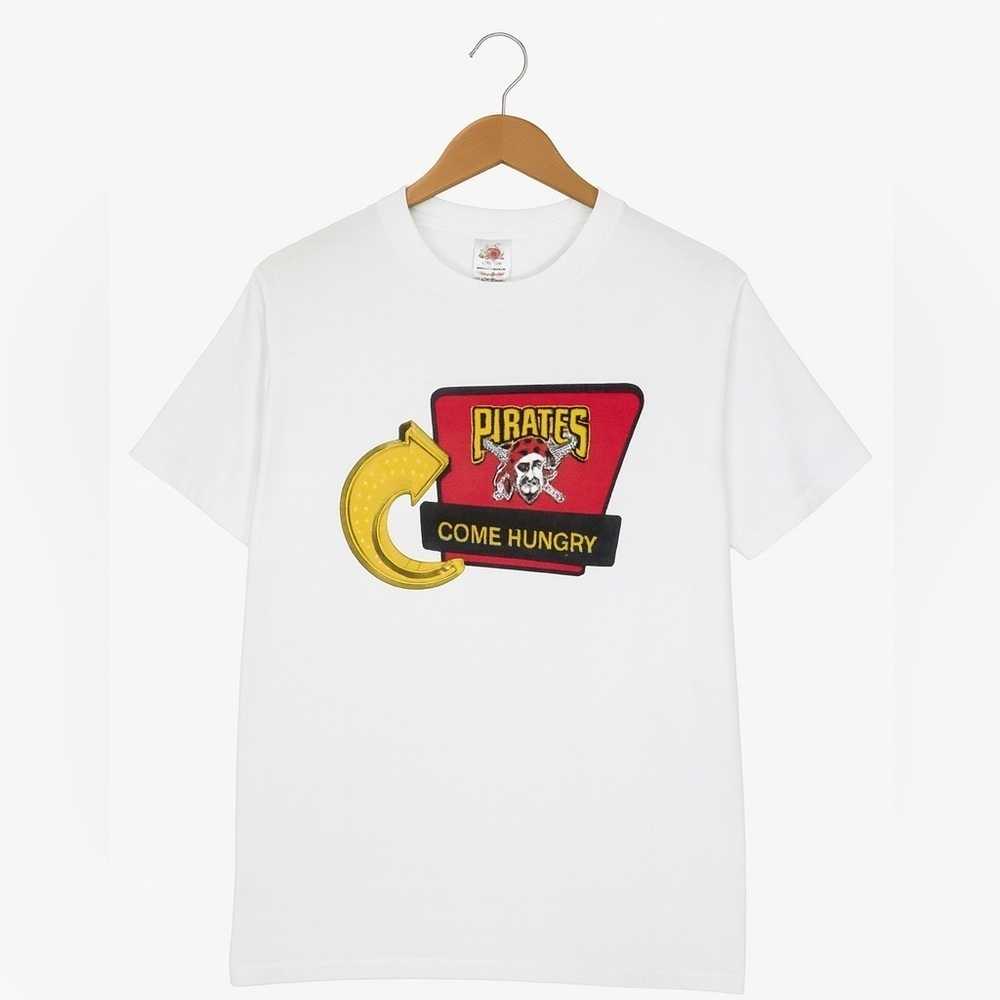 Pittsburgh Pirates Vintage MLB "Come Hungry" Mens Size Large. No stains/Tears